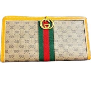 Gucci Ophidia collectionsignature GG Supreme canvas iconic red/green Web stripe